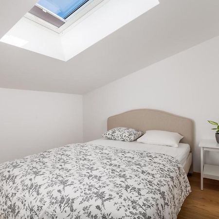 Gallery Apartment Megan2 With Parking Kastav Esterno foto