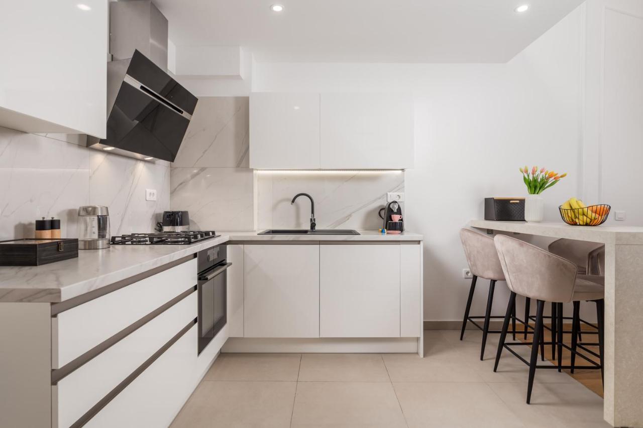 Gallery Apartment Megan2 With Parking Kastav Esterno foto