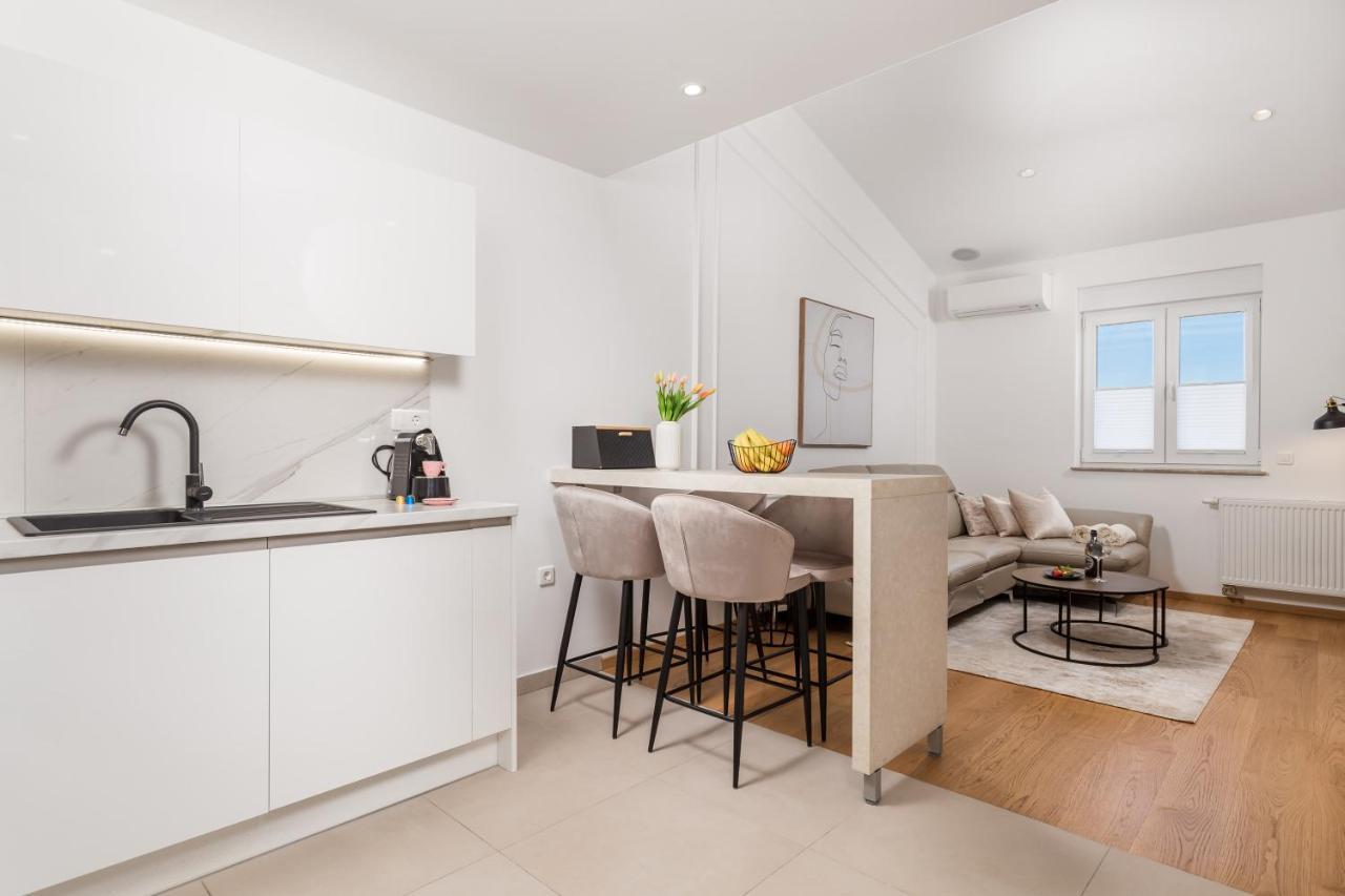 Gallery Apartment Megan2 With Parking Kastav Esterno foto